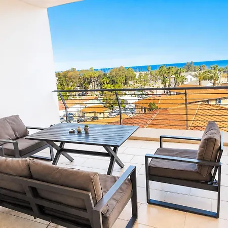 Seaview In - 2 Bdr - 2 Min Walk To 公寓 拉纳卡