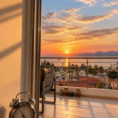 Relaxing Sea View & Sunrise From Your Bed, 2-bdr In Tallest Building In - 3 Min Walk To Beach, By Blue Palm Living *