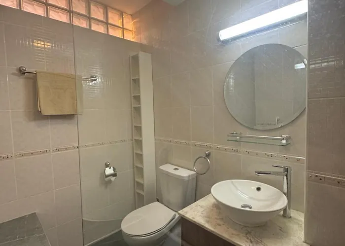 Beautiful Seaview - 3 Min Walk To Apartmán Larnaca